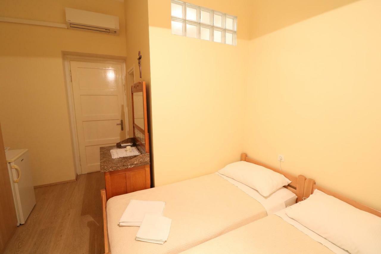 Apartment & Rooms Three Angels Baska  Luaran gambar
